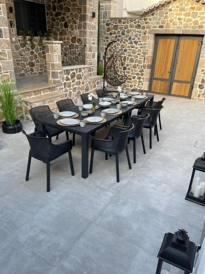 Trocadero Luxury Suites Ermioni Exterior foto