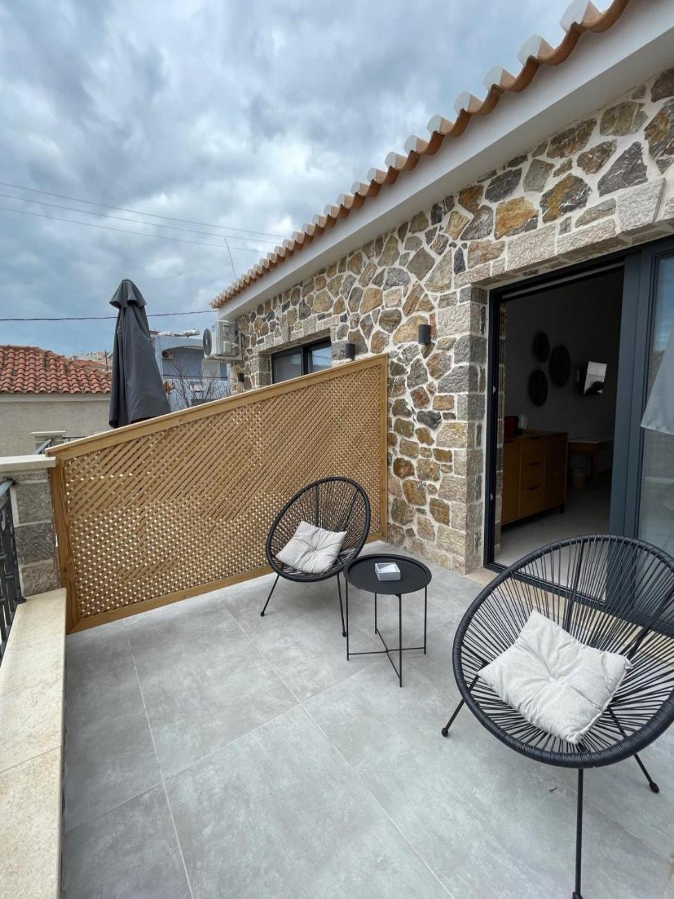 Trocadero Luxury Suites Ermioni Exterior foto